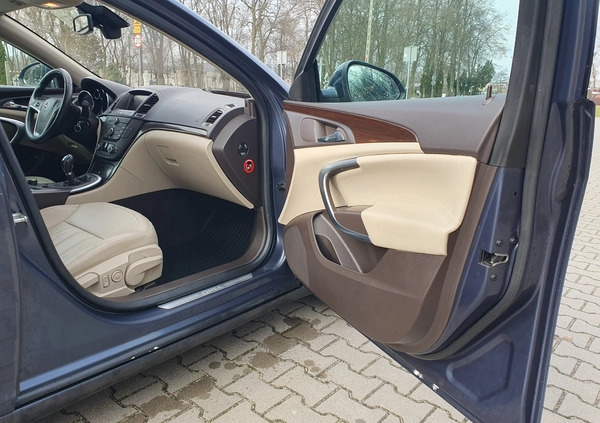 Opel Insignia cena 24900 przebieg: 238000, rok produkcji 2010 z Nidzica małe 781